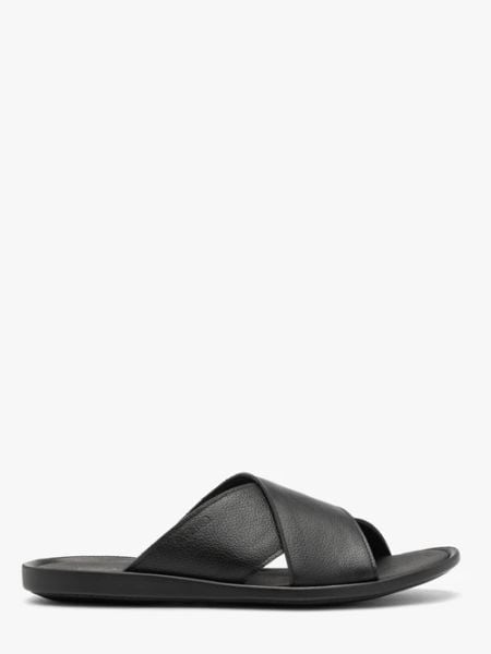 Czarne klapki męskie ze skóry licowej. Czarne klapki męskie Ryłko, z materiału, eleganckie. W wyprzedaży za 199.99 zł.