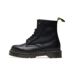 Dr.Martens Black 1460 Bex Gładkie Buty Dorosłych. Czarne obuwie sportowe damskie Dr. Martens, bez wzorów. W wyprzedaży za 806.80 zł.