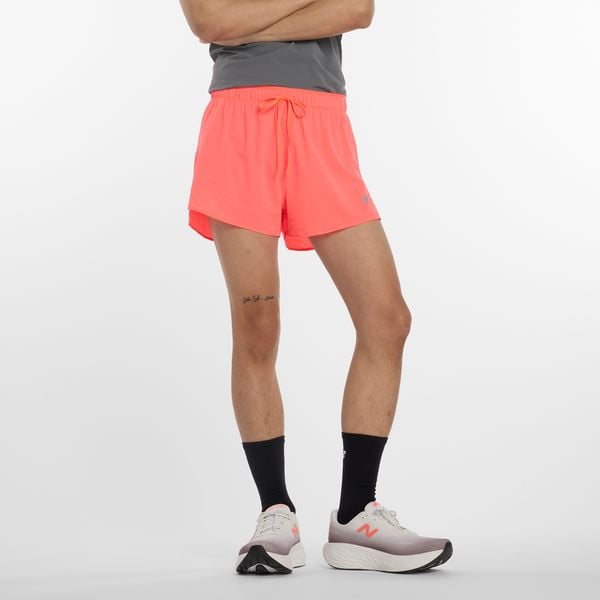 Spodenki męskie New Balance MS51283URR – pomarańczowe. Brązowe krótkie spodenki sportowe męskie New Balance, m, bez wzorów, z materiału. Za 359.99 zł.