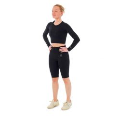 Damski zestaw sportowy Xtreme - krótkie spodenki + sportowy Croptop - Czarny. Czarne szorty sportowe damskie XTREME SOCKSWEAR, s, bez wzorów, z materiału, sportowe, z podwyższonym stanem, na fitness i siłownię. Za 190.74 zł.