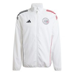 Kurtka prezentacyjna Ajax Amsterdam 2025/26. Białe kurtki męskie Adidas, bez wzorów, sportowe, bez kaptura. W wyprzedaży za 307.50 zł.