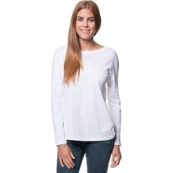 Koszulka w kolorze białym. T-shirty damskie Benetton, z bawełny, z okrągłym kołnierzem, z długim rękawem. W wyprzedaży za 43.95 zł.