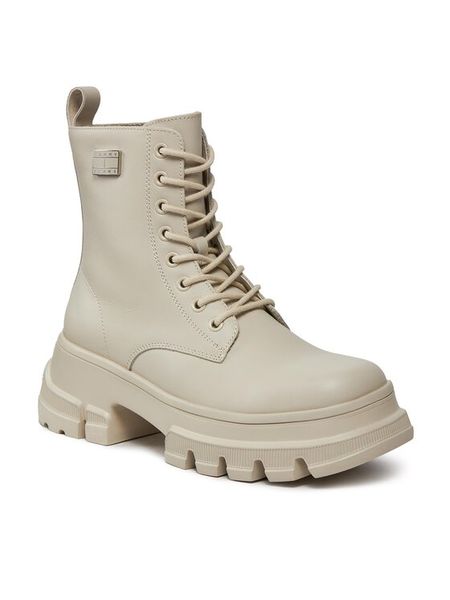 Tommy Jeans Trapery Tjw Chunky Leather Boot EN0EN02503 Beżowy. Brązowe śniegowce i trapery damskie Tommy Jeans, z jeansu. Za 479.99 zł.