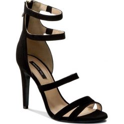 Sandały PATRIZIA PEPE - 2V7074/A484-K103 Nero. Klapki damskie marki Patrizia Pepe. W wyprzedaży za 629.00 zł.