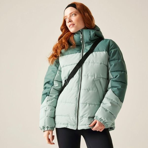Kurtka damska zimowa ocieplana Aldthorn. Zielone kurtki damskie Regatta, na zimę, bez wzorów, z puchu, bez kaptura. Za 299.99 zł.