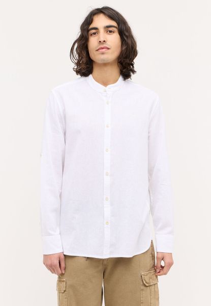 Męska Koszula MUSTANG Yuma Bright White 1015236 2007. Białe koszule męskie Mustang, m, bez wzorów, bez kołnierzyka, bez ramiączek. Za 139.99 zł.