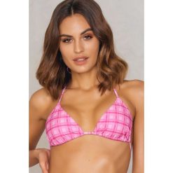 NA-KD Swimwear Góra od bikini Triangle - Pink. Bikini damskie marki NA-KD Swimwear. W wyprzedaży za 24.57 zł.