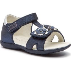 Sandały NELLI BLU CM3020-3. Niebieskie sandały dziewczęce Nelli Blu, ze skóry ekologicznej, bez zapięcia. Za 59.99 zł.