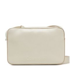 Torebka Calvin Klein. Brązowe listonoszki damskie Calvin Klein, bez wzorów, bez dodatków. Za 249.99 zł.