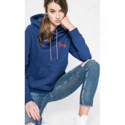 Tommy Jeans - Bluza. Bluzy damskie marki Tommy Jeans. W wyprzedaży za 249.90 zł.