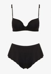 Czarne Bikini Góra z Regulowanymi Ramiączkami Ozdobionymi Cyrkoniami z Elastycznym Dołem w Zestawie Spodenki Kąpielowe z Gumką w Pasie Quilalia. Czarne bikini damskie Born2be, s, z aplikacjami. Za 44.99 zł.