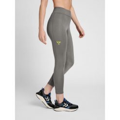 Damskie legginsy 3/4 top Hummel GG-12. Szare legginsy damskie Hummel, bez wzorów, z dżerseju, na fitness i siłownię. Za 208.20 zł.