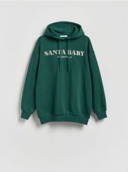 Bluza ze świątcznym napisem - ciemnozielony. Zielone bluzy damskie Reserved, l, bez wzorów, z bawełny, bez kaptura. Za 119.99 zł.