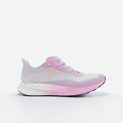 Buty do biegania damskie Kiprun KD 500.3. Czerwone obuwie sportowe damskie KIPRUN, bez wzorów, z kauczuku, do biegania. W wyprzedaży za 249.99 zł.