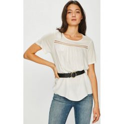 Vero Moda - Top. Białe t-shirty damskie Vero Moda, s, bez wzorów, z dzianiny, bez kołnierzyka. W wyprzedaży za 39.90 zł.