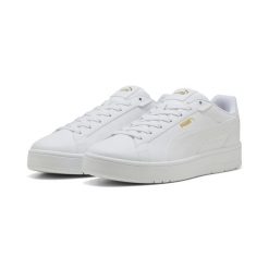 Sneakersy unisex Court Classico PUMA. Białe obuwie sportowe damskie Puma, bez wzorów, z materiału, trekkingowe. Za 255.30 zł.