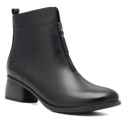 Botki Remonte. Czarne botki damskie Remonte, bez obcasa, na słupku, bez zapięcia. Za 429.99 zł.
