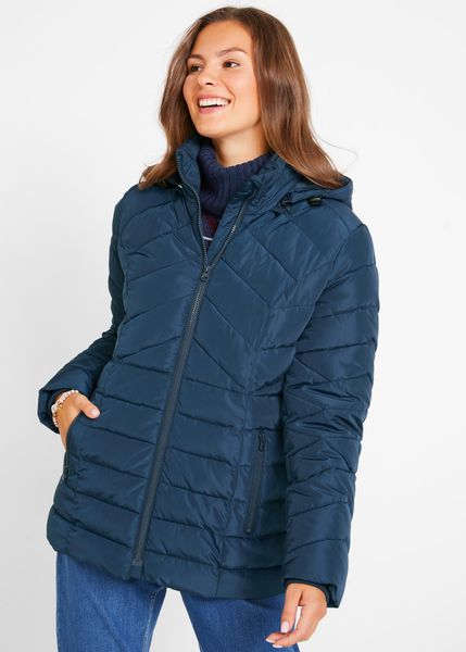 Lekka kurtka pikowana z odpinanym kapturem. Niebieskie kurtki damskie bonprix, bez wzorów. Za 189.99 zł.