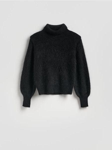 Sweter z moherem - czarny. Czarne swetry damskie Reserved, l, bez wzorów, z dzianiny, bez kołnierzyka, bez ramiączek, bez kaptura. W wyprzedaży za 299.99 zł.
