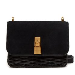 Torebka Ted Baker. Czarne torebki do ręki damskie Ted Baker, bez wzorów, klasyczne, bez dodatków. Za 349.99 zł.