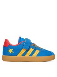 Adidas Sneakersy Pixar Toy Story Vl Court 3.0 JQ4382 Niebieski. Niebieskie buty sportowe dziewczęce Adidas, bez wzorów, z materiału, bez zapięcia. Za 219.99 zł.
