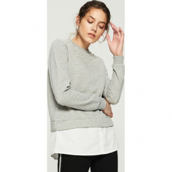 Bluza z koszulową wstawką - Jasny szar. Bluzy damskie marki Calvin Klein Jeans. W wyprzedaży za 39.99 zł.