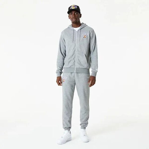 Bluza z kapturem Los Angeles Lakers Essentials. Szare bluzy męskie New Era, m, bez wzorów, z bawełny, z kapturem. Za 305.00 zł.
