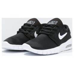 Nike SB STEFAN JANOSKI MAX Tenisówki i Trampki black/white. Buty sportowe chłopięce Nike SB, z materiału. W wyprzedaży za 341.10 zł.