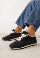 Czarne Sneakersy Casualowe z Imitacji Zamszu z Podeszwą z Bieżnikiem Alevtina. Czarne obuwie sportowe damskie Born2be, bez wzorów, z dzianiny. Za 119.99 zł.