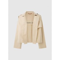 Kurtka damska Pepe Jeans Sheila. Brązowe kurtki damskie Pepe Jeans, bez wzorów, z jeansu, bez kaptura. W wyprzedaży za 482.00 zł.