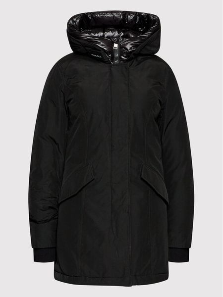 Woolrich Kurtka puchowa Arctic CFWWOU0580FRUT0001 Czarny Regular Fit. Czarne kurtki damskie Woolrich, s, bez wzorów, z puchu, bez kaptura. Za 2,469.00 zł.