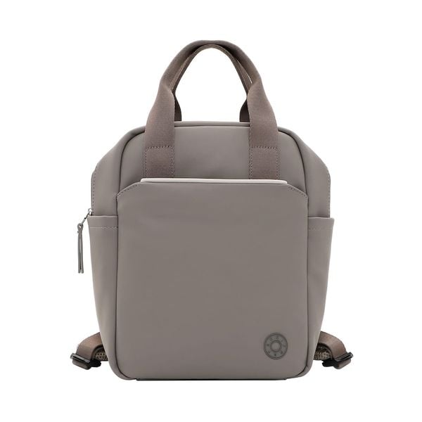 SURI FREY Plecak SFY Besty Plecaki 1 ct Szary Damski. Szare plecaki damskie Suri Frey, z aplikacjami, z materiału. Za 365.99 zł.