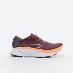 Buty do biegania damskie Kiprun KS900.2. Brązowe obuwie sportowe damskie KIPRUN, bez wzorów, do biegania. Za 499.99 zł.