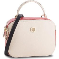 Torebka TOMMY HILFIGER - Th Core Crossover AW0AW05444 902. Brązowe torebki do ręki damskie Tommy Hilfiger, ze skóry ekologicznej. Za 599.00 zł.