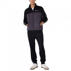 Dres męski Champion Tracksuit czarny. Czarne buty sportowe męskie Champion, z dresówki, bez zapięcia, na fitness i siłownię. Za 399.00 zł.