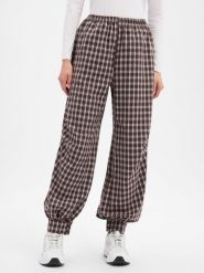 Msch Copenhagen spodnie materiałowe Kobiety Bawełna brązowy, M/L. Brązowe spodnie materiałowe damskie MSCH Copenhagen, l, bez wzorów, z bawełny. Za 399.95 zł.