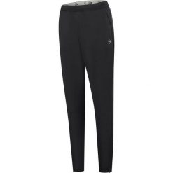 Spodnie dresowe męskie Dunlop Club Knitted Pant. Czarne spodnie sportowe męskie Dunlop, m, bez wzorów, z dresówki, tenisowe. Za 189.99 zł.