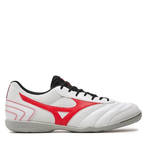 Buty do piłki nożnej Mizuno. Białe buty sportowe męskie Mizuno, bez zapięcia, do piłki nożnej. Za 299.99 zł.