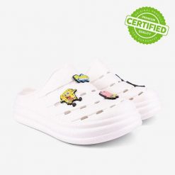 Klapki damskie Coqui. Białe klapki damskie Coqui, bez wzorów, bez obcasa. Za 129.99 zł.
