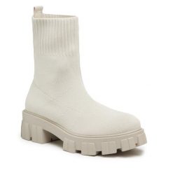 Botki DeeZee. Botki damskie DeeZee, bez obcasa, na płaskiej podeszwie, bez zapięcia. Za 119.99 zł.