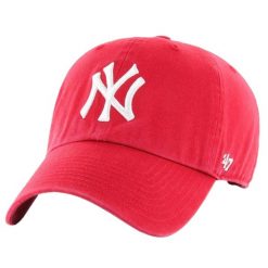 Czapka z daszkiem męska 47 New York Yankees Clean Up Cap. Czerwone czapki i kapelusze męskie 47 Brand, bez wzorów, z bawełny, sportowe. Za 109.99 zł.