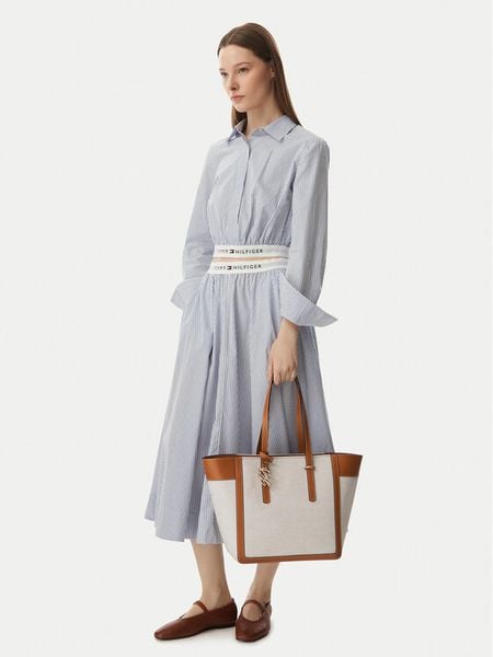 Tommy Hilfiger Torebka Th Script Tote Canvas AW0AW18829 Kremowy. Białe torebki do ręki damskie Tommy Hilfiger, bez wzorów, z materiału, bez dodatków. Za 1,099.00 zł.