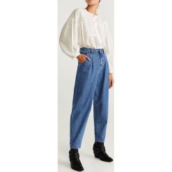 Mango - Jeansy Regina. Niebieskie jeansy damskie Mango, z podwyższonym stanem. Za 139.90 zł.