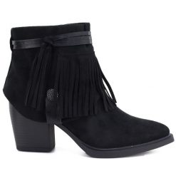 Botki damskie kowbojki z frędzlami ocieplane czarne M.Daszyński. Czarne botki damskie M.Daszyński, z nubiku, eleganckie, bez obcasa, bez zapięcia. Za 169.99 zł.