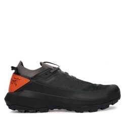 Trekkingi Arc'teryx. Czarne trekkingi męskie Arc'teryx, trekkingowe. Za 1,099.00 zł.