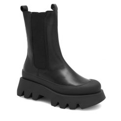 Botki Badura. Czarne botki damskie Badura, bez obcasa, na płaskiej podeszwie, bez zapięcia. Za 359.99 zł.