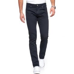 WRANGLER SPODNIE MĘSKIE LARSTON NAVY WASHED W18SHD49I. Niebieskie spodnie materiałowe męskie Wrangler, l, bez wzorów, z materiału. Za 179.99 zł.