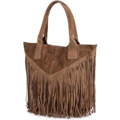 Torebka damska skórzana zamszowa A4 frędzel duża taupe L83. Brązowe torebki do ręki damskie bez wzorów, z zamszu, duże, zamszowe, bez dodatków. Za 159.90 zł.