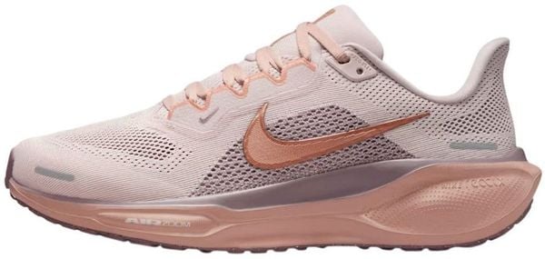 Buty Nike WMNS AIR ZOOM PEGASUS 41 (FD2723 604) 40. Obuwie sportowe damskie Nike, bez wzorów. Za 840.34 zł.