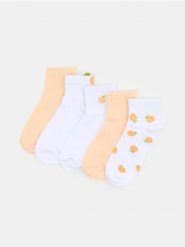 Bawełniane skarpetki z motywem brzoskwiń 5 pack - pomarańczowy. Brązowe skarpety damskie Sinsay, bez wzorów, z bawełny. Za 15.99 zł.